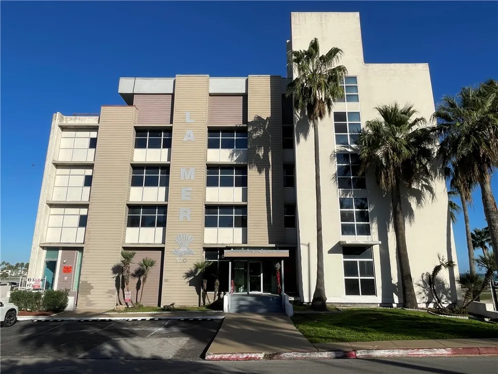 520 S Chaparral Street #402 Corpus Christi, TX 78401