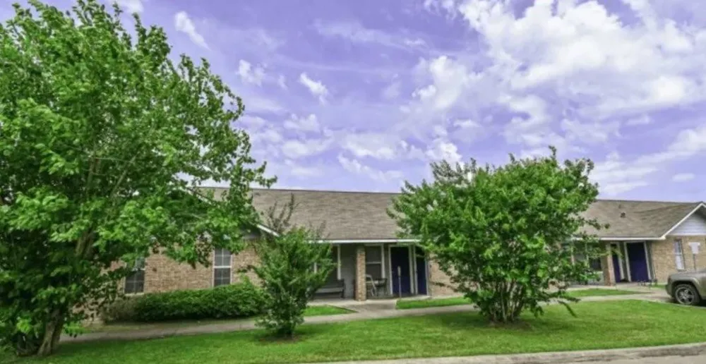 100 Justin Way Eagle Lake, TX 77434