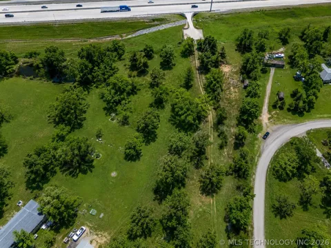 2 Hickory Bluff Street