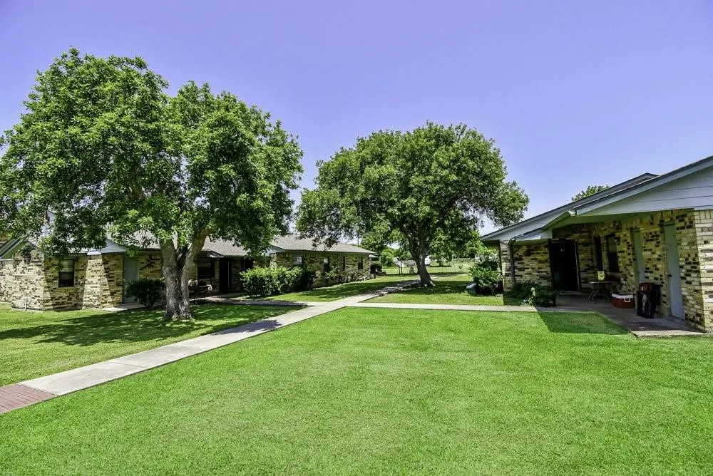 138 Sandpiper Circle Palacios, TX 77465