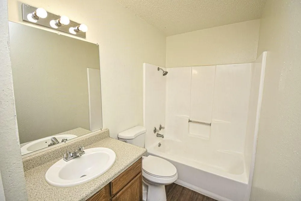 200 Daniels Dr Kerens, TX 75144