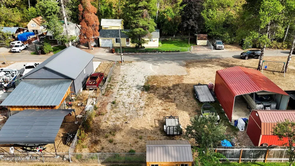 86 E Circle Drive Kellogg, ID 83837
