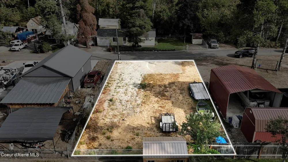 86 E Circle Drive Kellogg, ID 83837