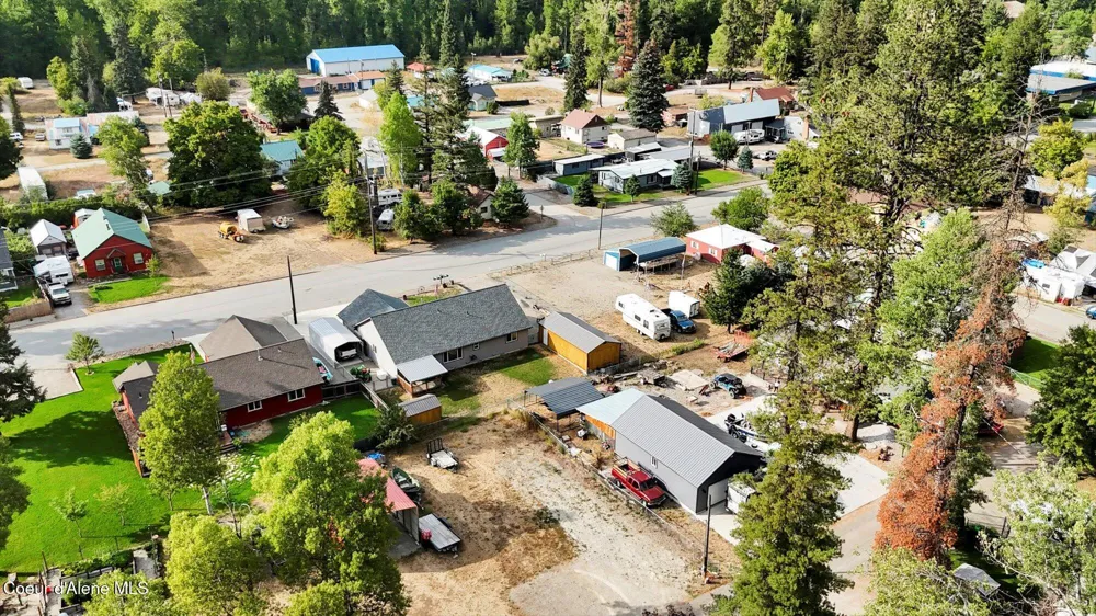 86 E Circle Drive Kellogg, ID 83837