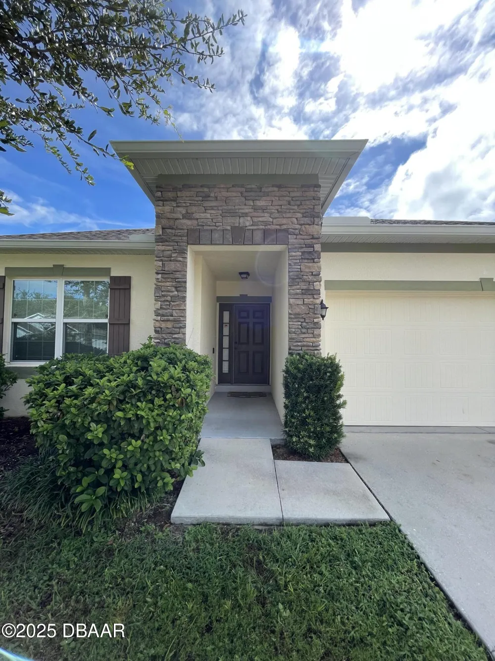 1549 Sterns Drive Leesburg, FL 34748