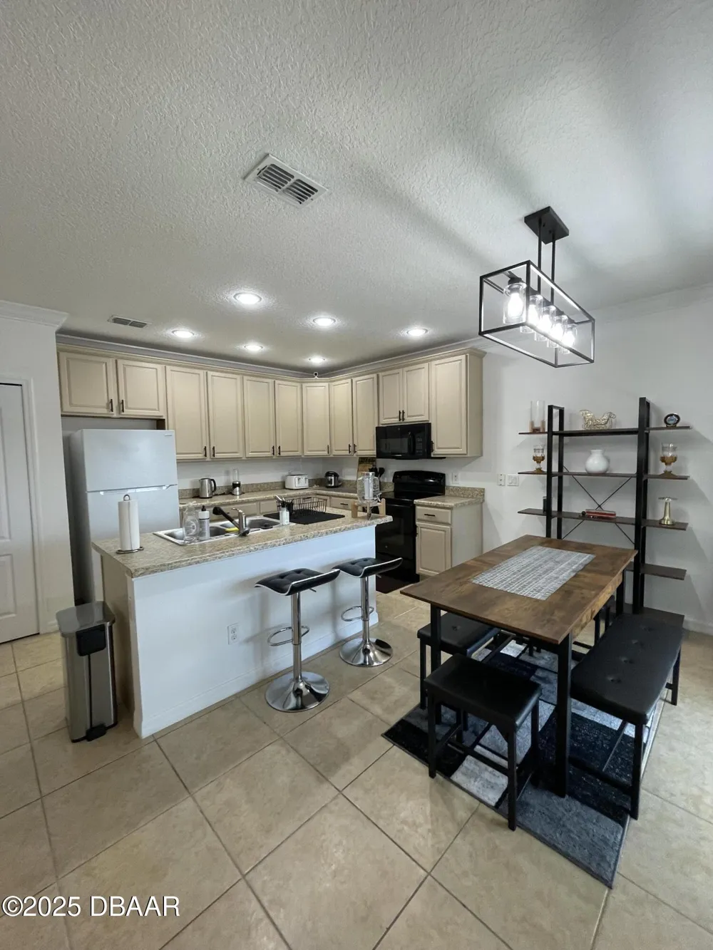 1549 Sterns Drive Leesburg, FL 34748