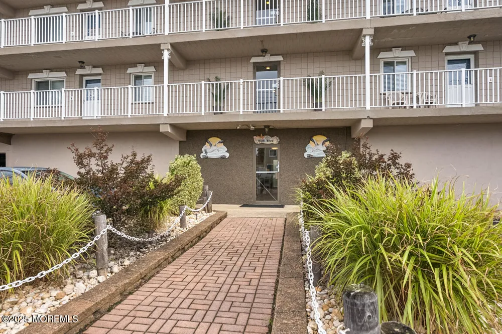 1601 Boulevard #B7 Seaside Heights, NJ 08751