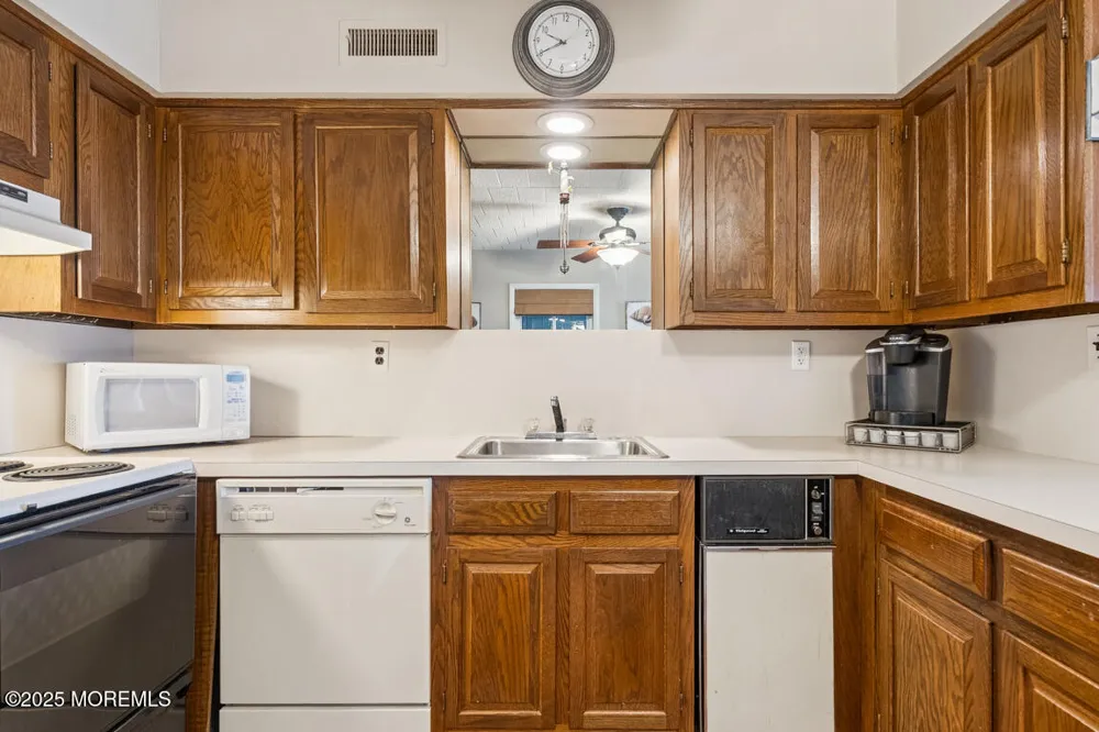 1601 Boulevard #B7 Seaside Heights, NJ 08751