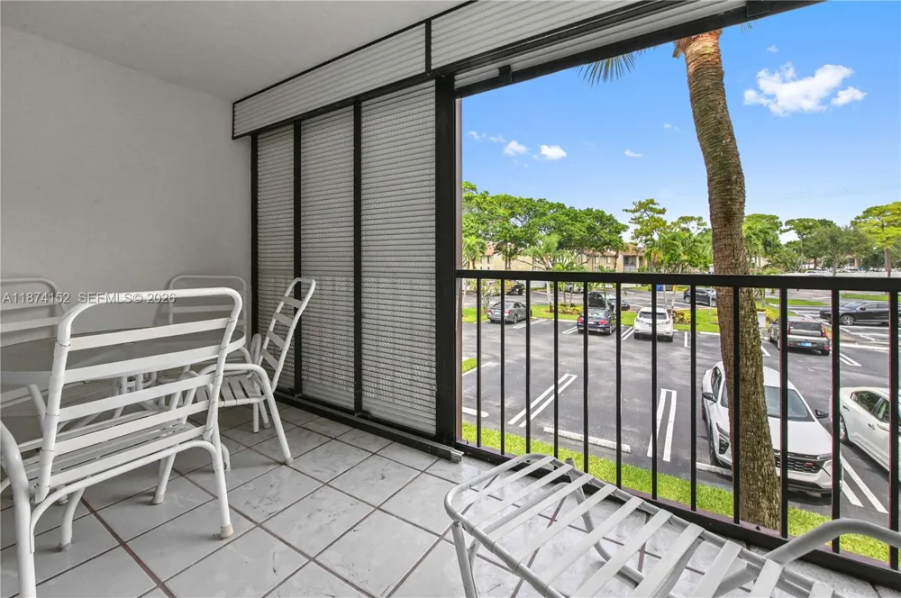 812 Sky Pine Way #C2 Green Acres, FL 33415