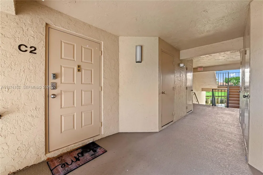 812 Sky Pine Way #C2 Green Acres, FL 33415
