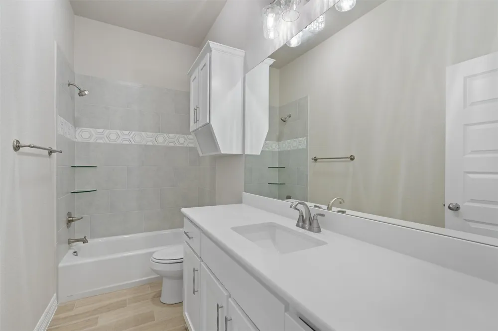 1313 Red Rock Road Hewitt, TX 76643