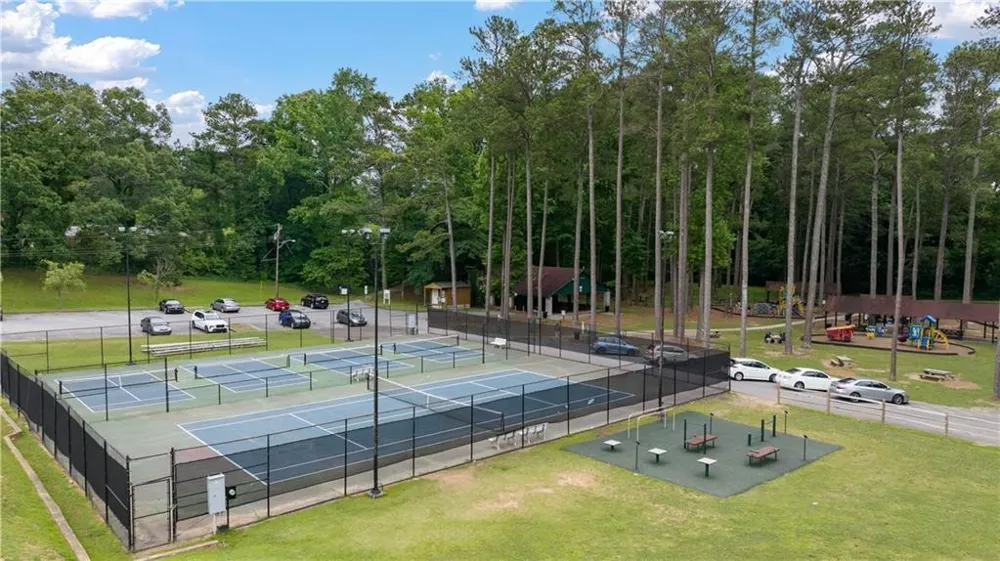 911 East Green Lane Clarkston, GA 30021
