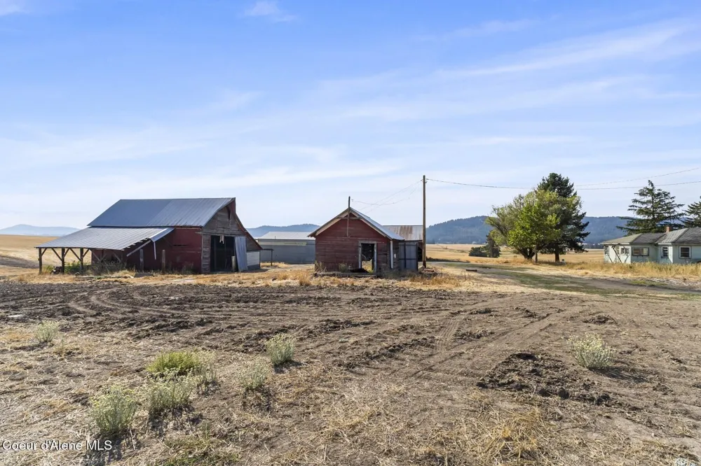 8597 W Rolling Hills Road Worley, ID 83876