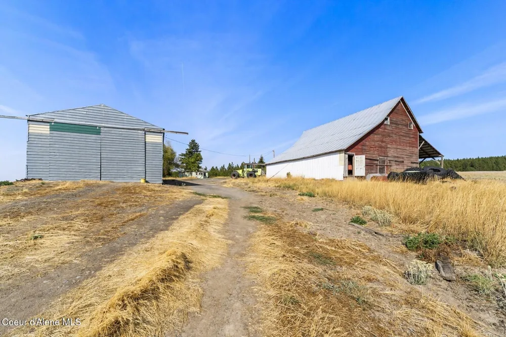 8597 W Rolling Hills Road Worley, ID 83876