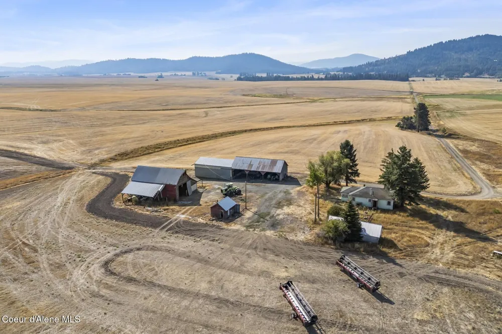 8597 W Rolling Hills Road Worley, ID 83876