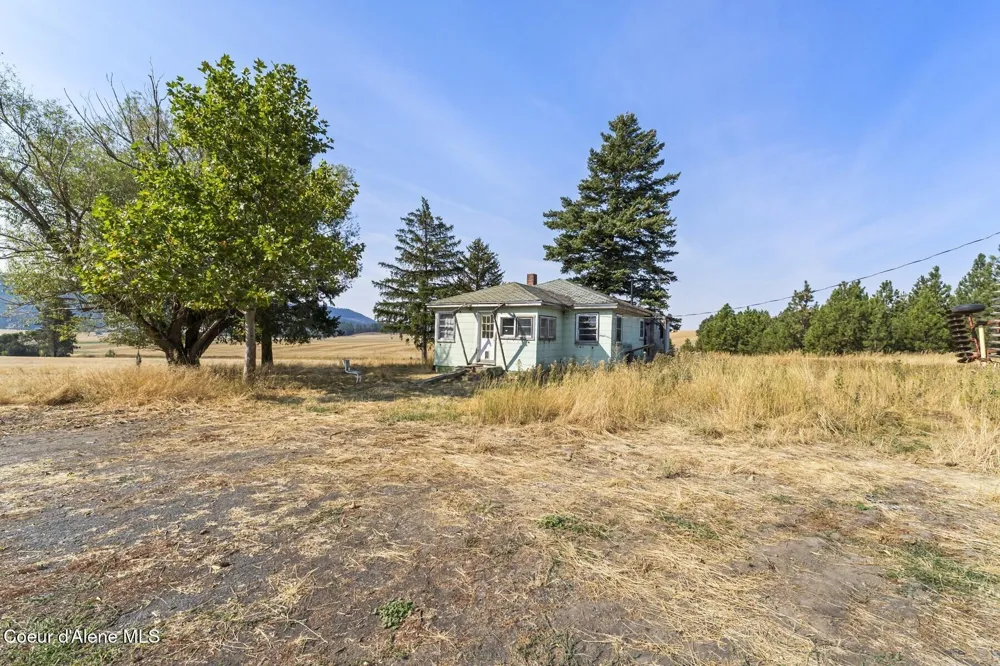 8597 W Rolling Hills Road Worley, ID 83876