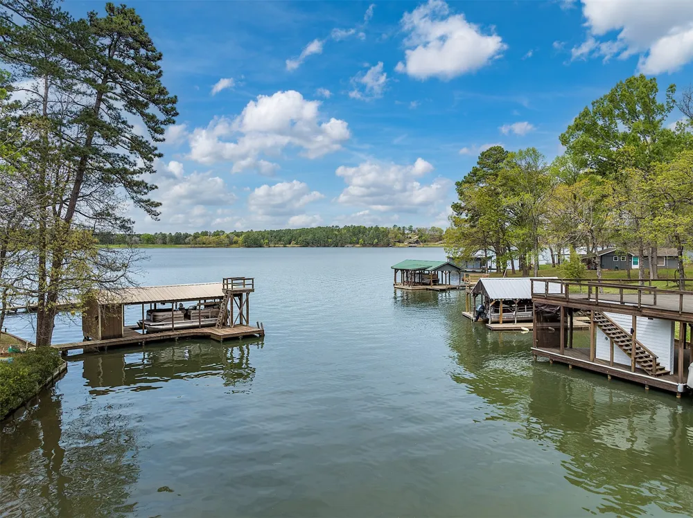 1905 County Road 3108 Jacksonville, TX 75766