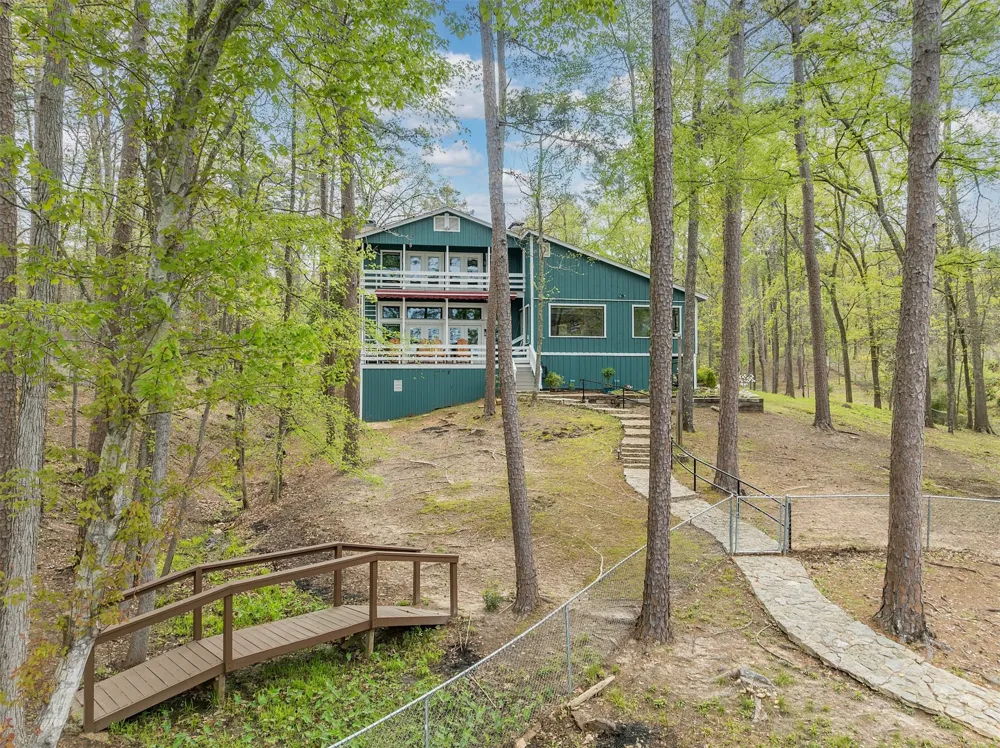 1905 County Road 3108 Jacksonville, TX 75766
