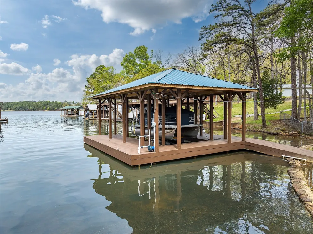 1905 County Road 3108 Jacksonville, TX 75766