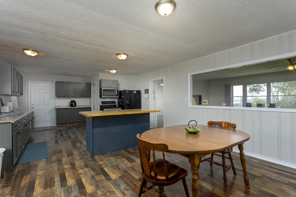 161 S Hillcrest Drive Spring City, TN 37381