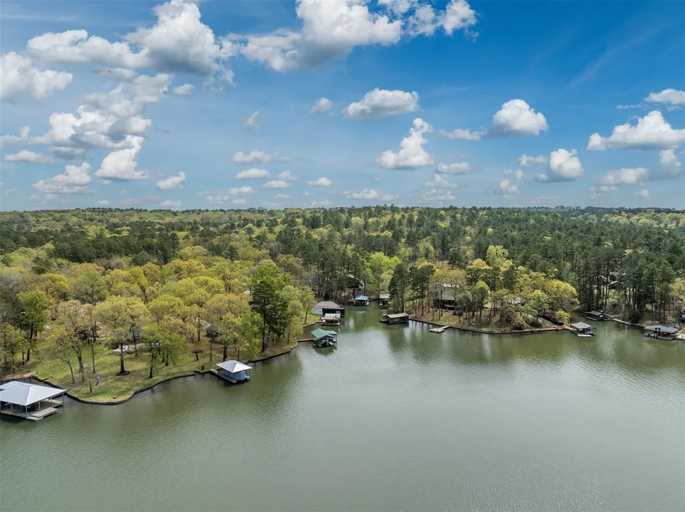 1905 Cr 3108 Jacksonville, TX 75766