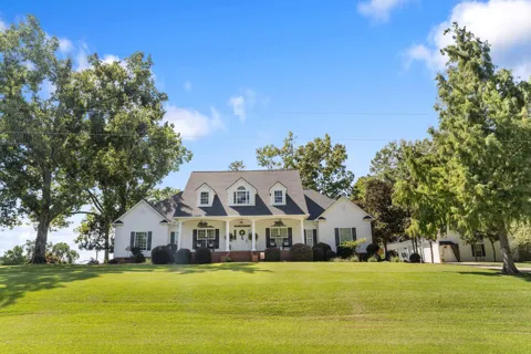 1003 Mohawk Drive