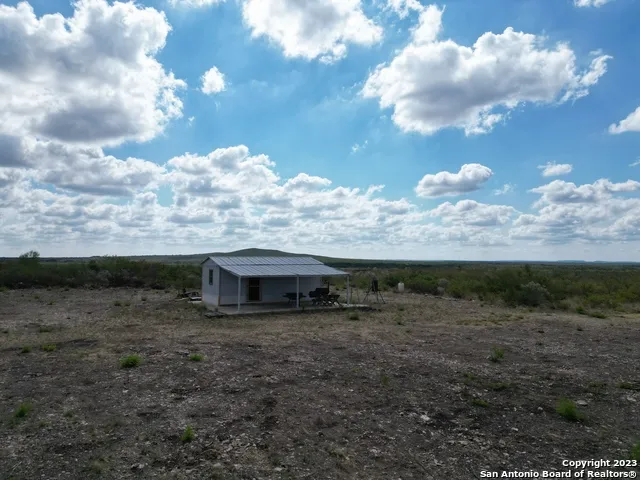 000 Fritter Lane Brackettville, TX 78832