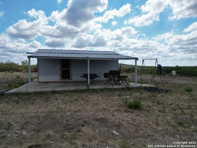 000 Fritter Lane Brackettville, TX 78832