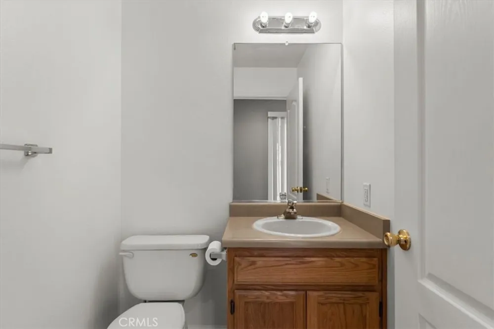 5 Gurnsey Avenue Red Bluff, CA 96080
