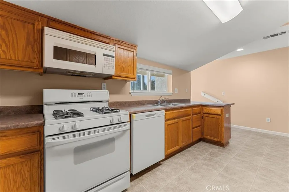 5 Gurnsey Avenue Red Bluff, CA 96080