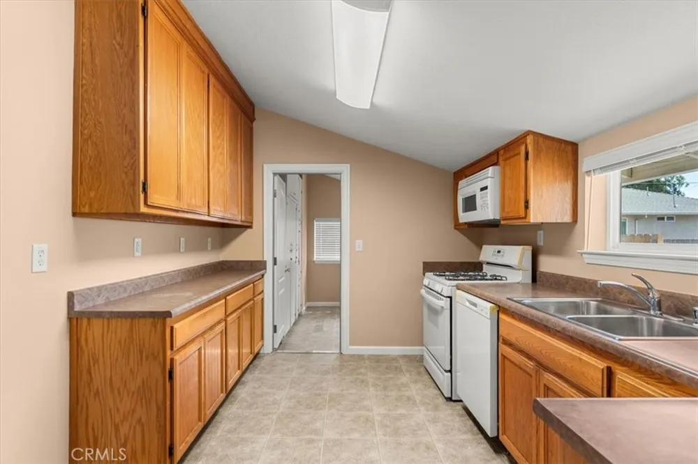5 Gurnsey Avenue Red Bluff, CA 96080
