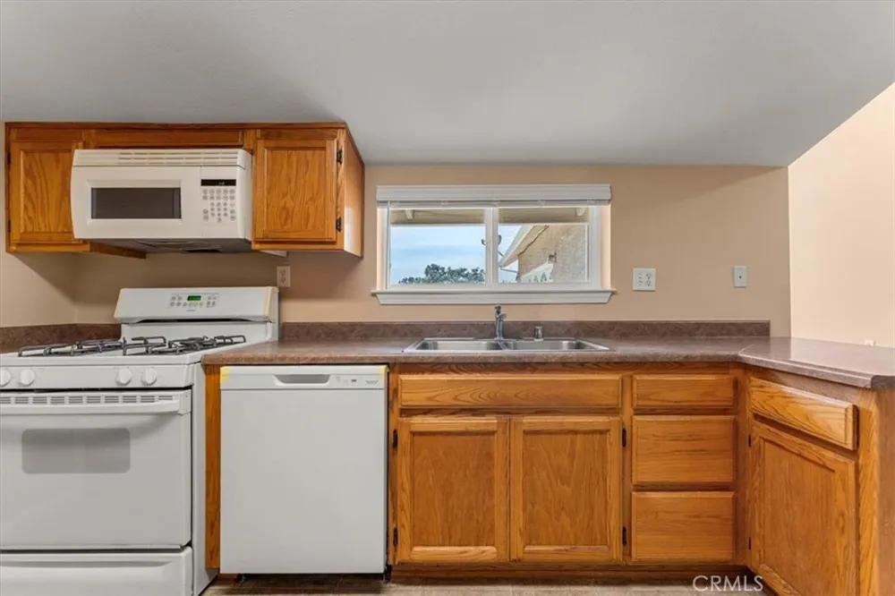 5 Gurnsey Avenue Red Bluff, CA 96080