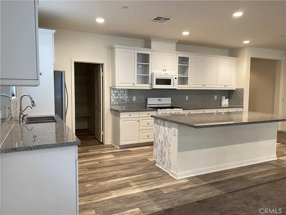 4232 Ivesbrook Street Lancaster, CA 93536