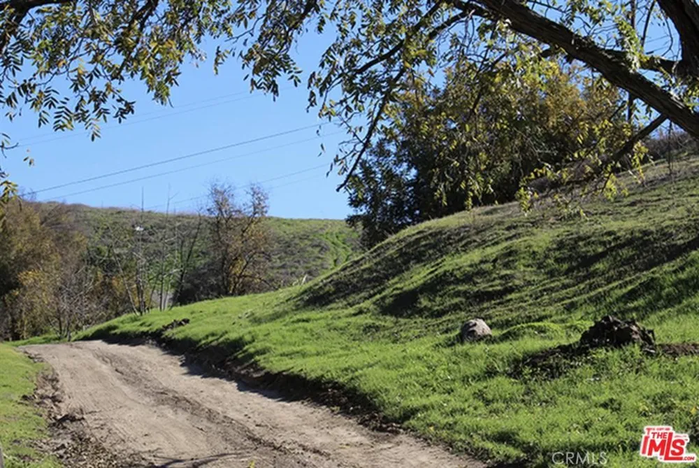 4232 Locke El Sereno, CA 90032