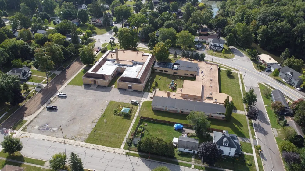 410 City Road Manchester, MI 48158