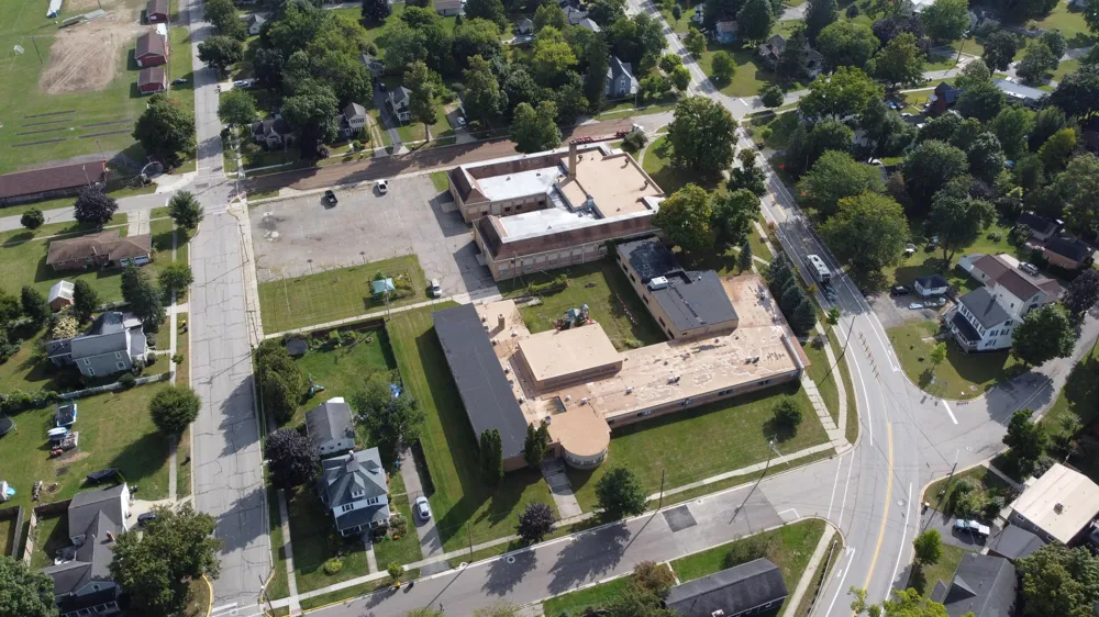410 City Road Manchester, MI 48158