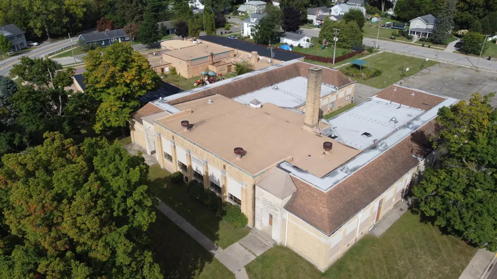 410 City Road Manchester, MI 48158