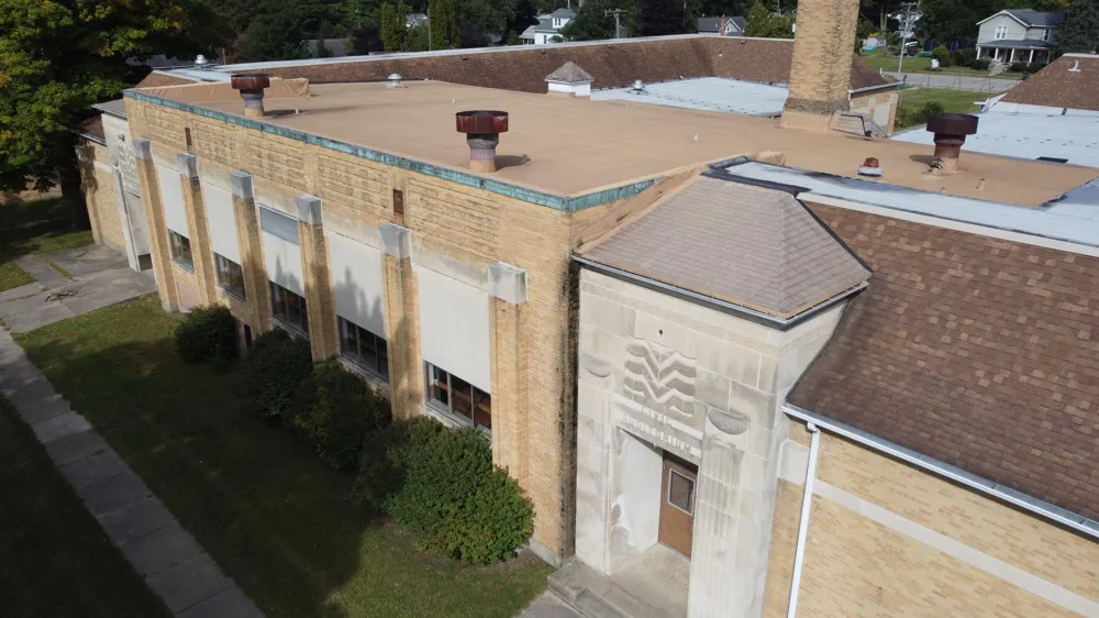 410 City Road Manchester, MI 48158