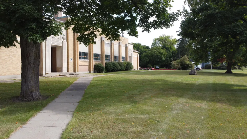 410 City Road Manchester, MI 48158
