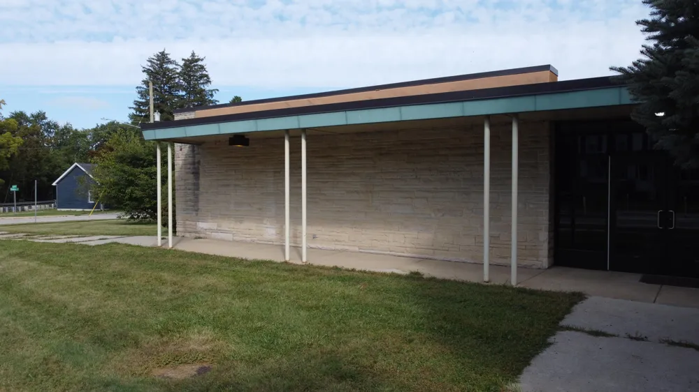 410 City Road Manchester, MI 48158