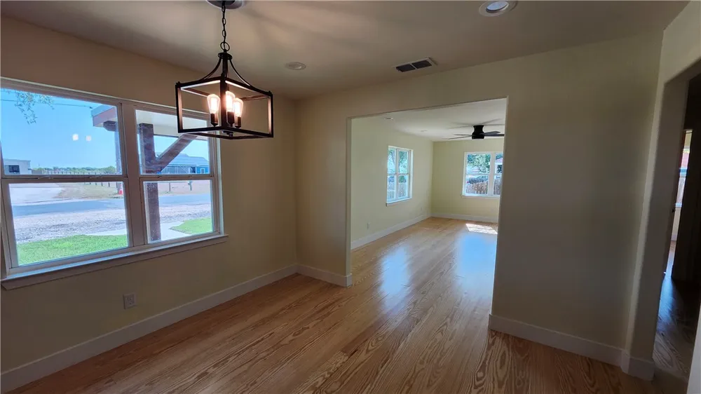 305 E Soyars Avenue Orange Grove, TX 78372