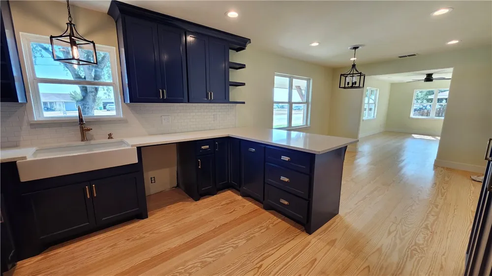 305 E Soyars Avenue Orange Grove, TX 78372