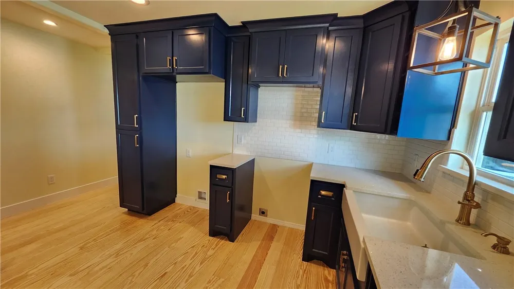 305 E Soyars Avenue Orange Grove, TX 78372