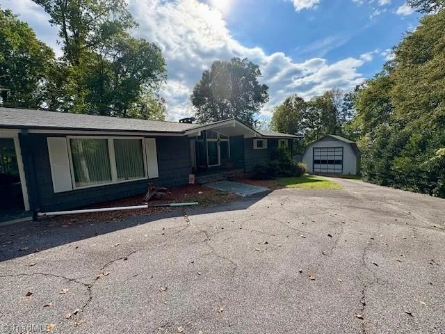 2082 Mountain Valley Church Road North Wilkesboro, NC 28659