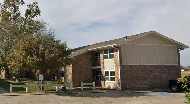 501 Henderson Ave Palacios, TX 77465