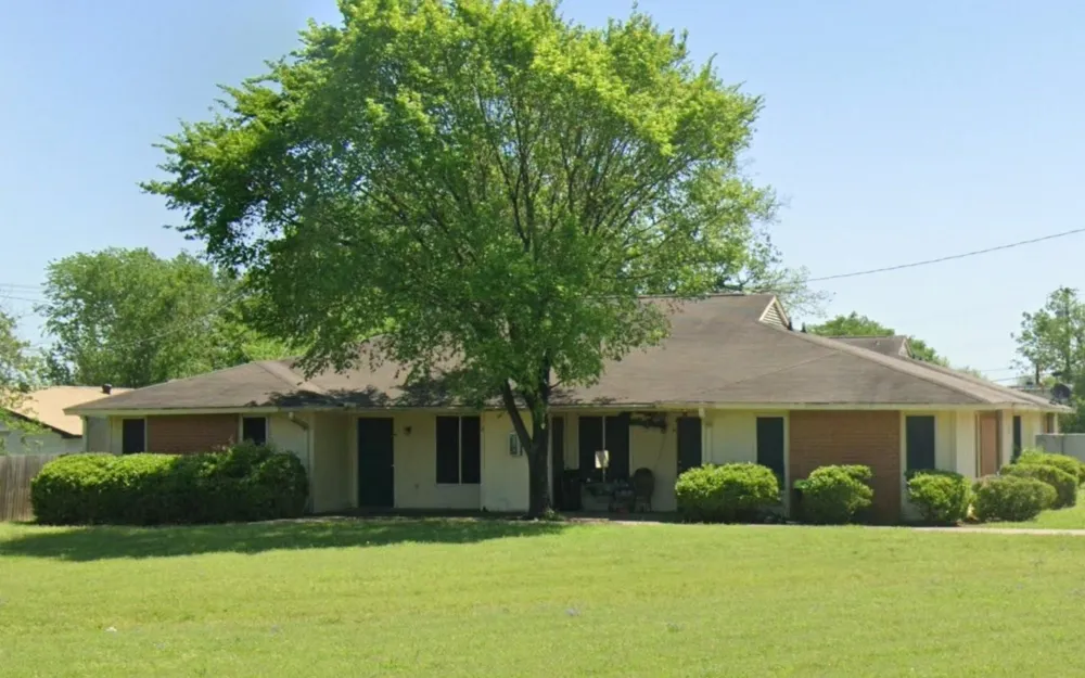 920 E Sumpter Mexia, TX 76667