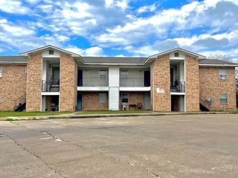 520 Laredo St