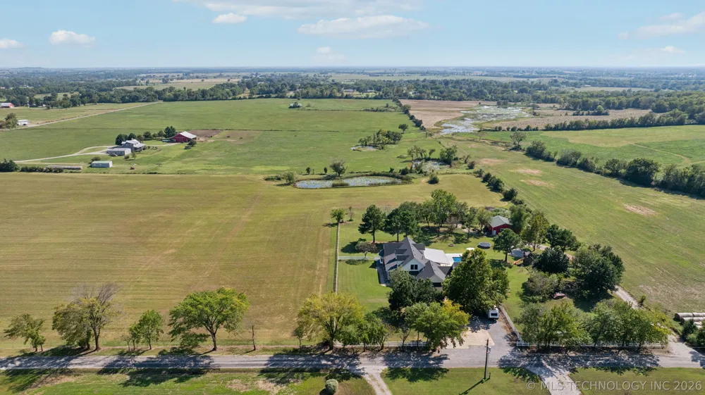 19700 E 600 ROAD Inola, OK 74036