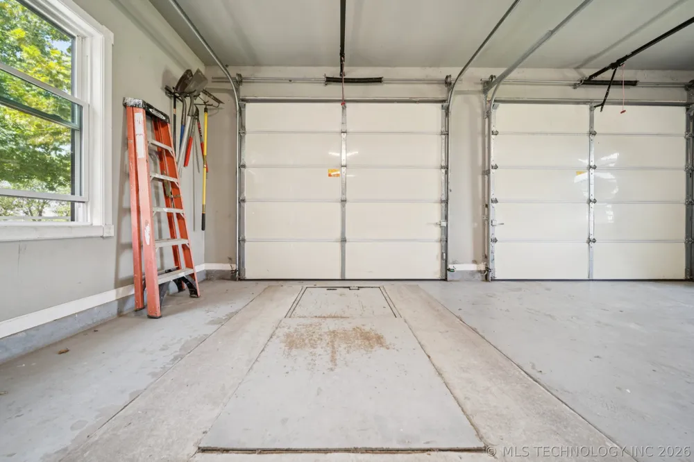 19700 E 600 ROAD Inola, OK 74036