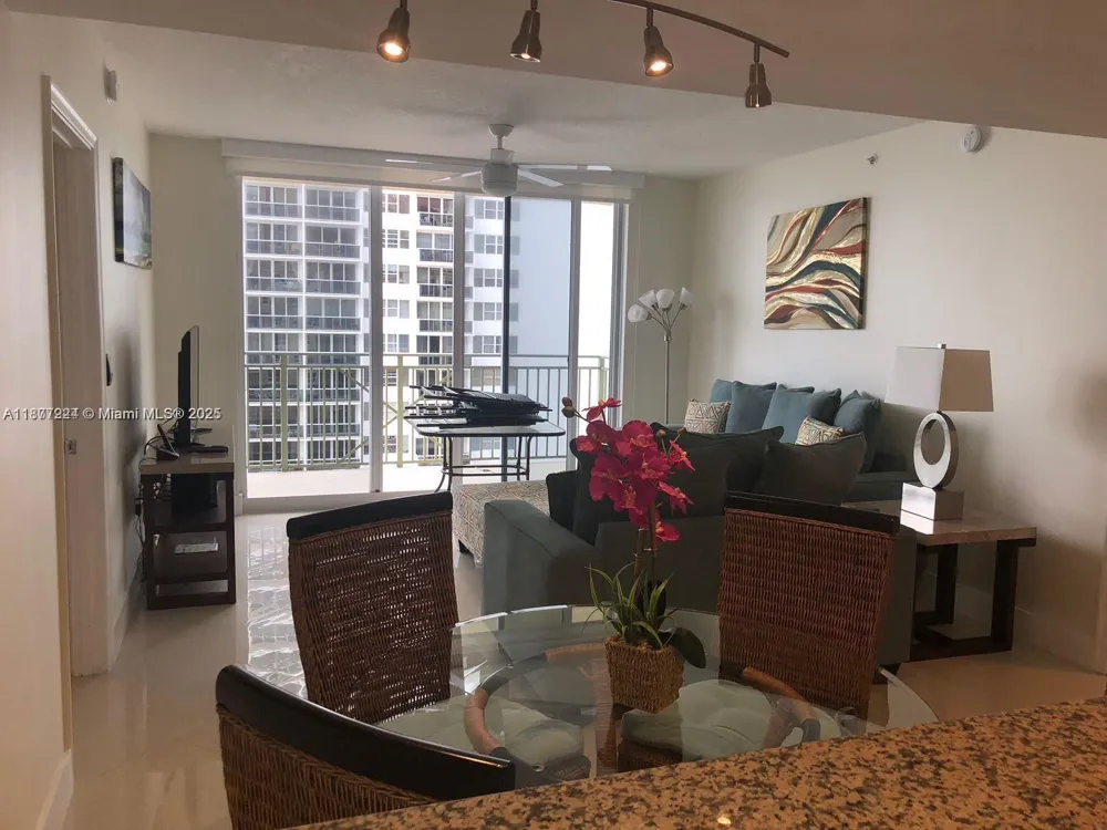 2080 S Ocean Dr #1507 Hallandale Beach, FL 33009